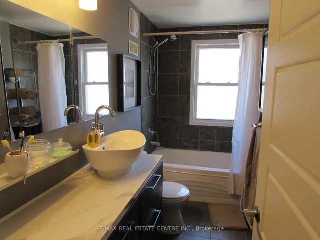 Additional image 15 of 342 East 17th St