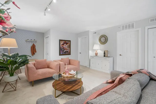 Additional image 4 of 1810 WALKERS Line Unit 307