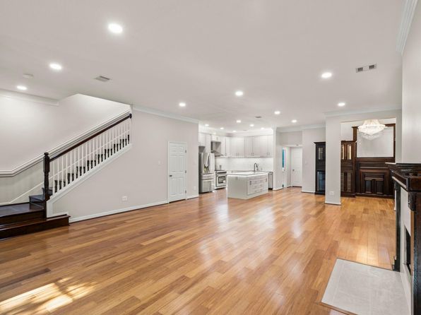 4023 Breakwood Dr, Houston, TX 77025