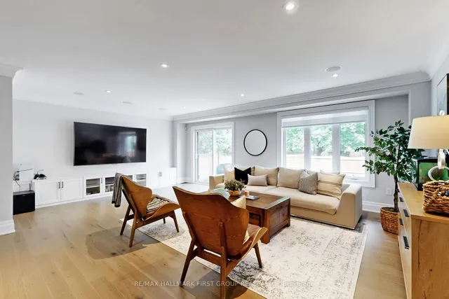 Additional image 30 of 27 Glen Agar Dr Unit D