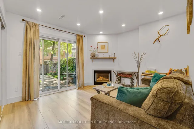 Additional image 6 of 9 Douville Crt