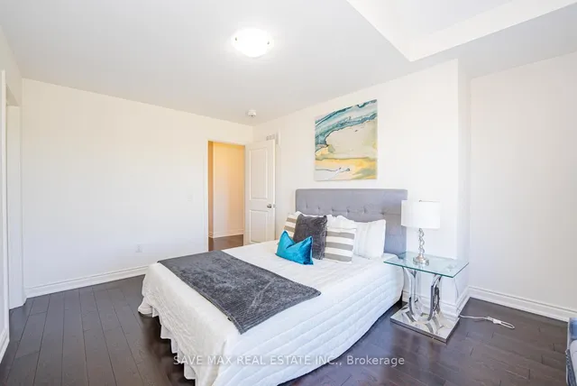 Additional image 22 of 8 PADBURY Tr