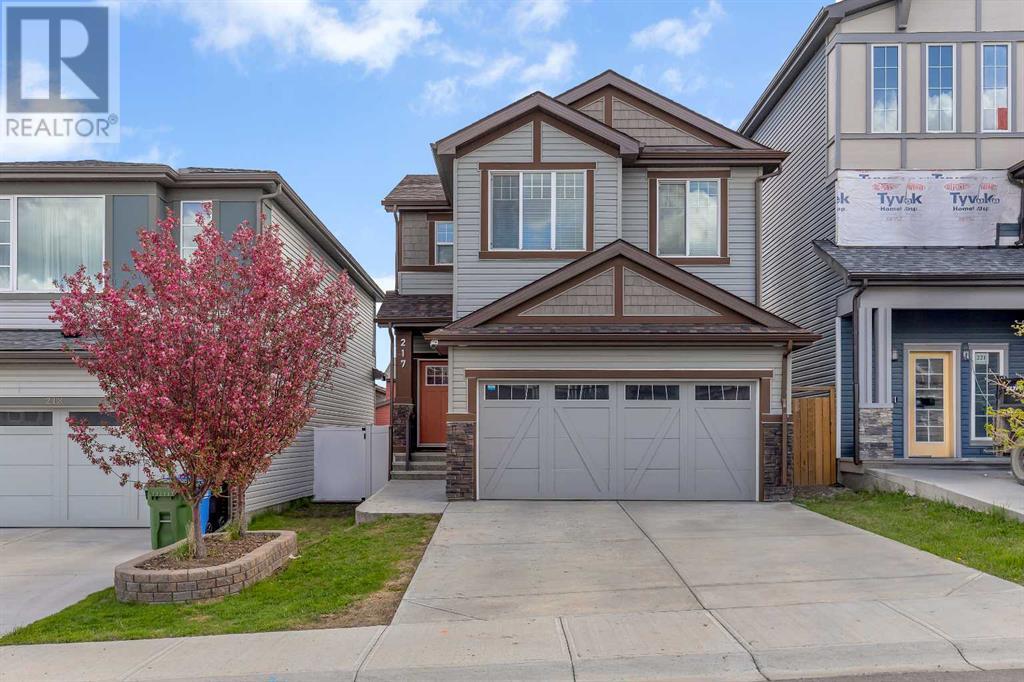 217 Lucas Manor NW|Calgary, Alberta T3P1H9