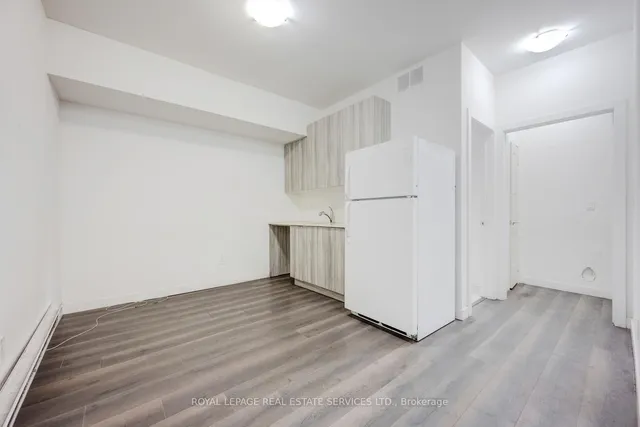 Additional image 48 of 200 Malta Ave Unit 23