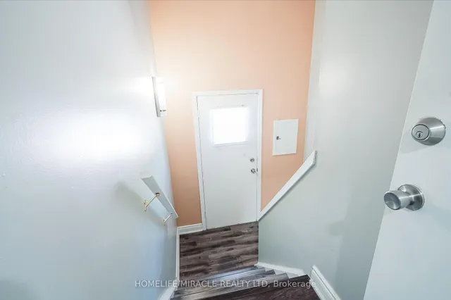 Additional image 37 of 93 Amberjack Blvd