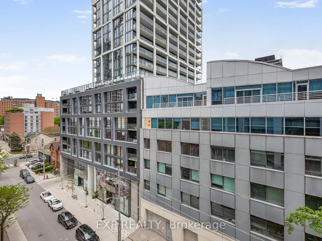 Additional image 27 of 460 Adelaide St Unit 15