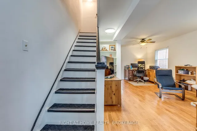 Additional image 33 of 39 Sixteenth St