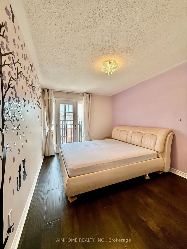 Additional image 18 of 4 Eaton Park Lane Unit 9