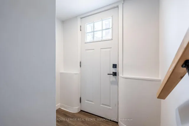 Additional image 37 of 182 Cloverdale Ave