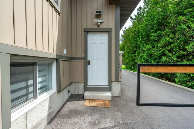 Additional image 31 of 979 Garden Lane