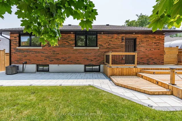 Additional image 45 of 15 Hardale Cres