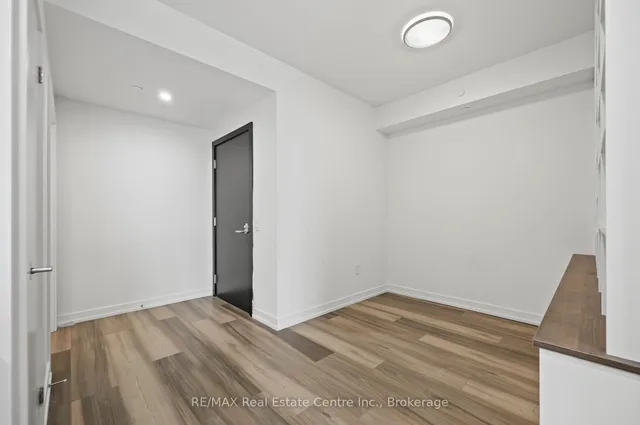 Additional image 26 of 5 Wellington St Unit 414