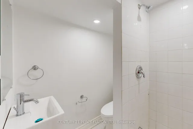 Additional image 34 of 78 Agincourt Dr