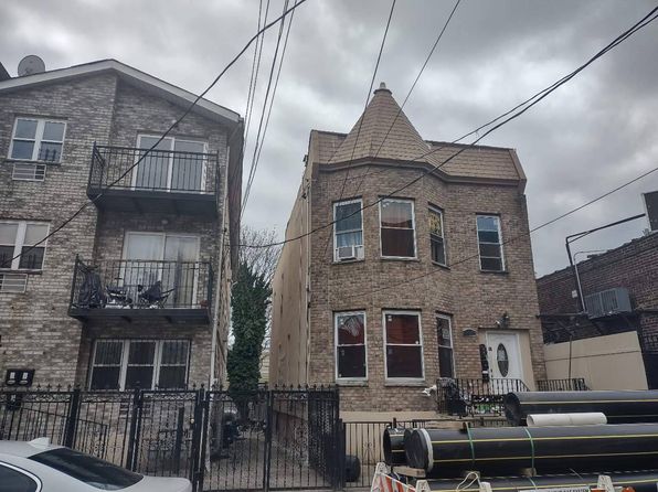 710 E 219th St, Bronx, NY 10467