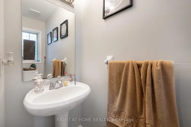 Additional image 15 of 5146 Porter St