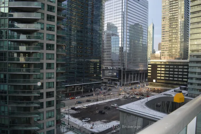 Additional image 7 of 19 Grand Trunk Cres Unit 1202