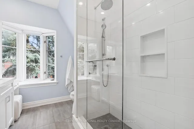 Additional image 38 of 177 Dewbourne Ave