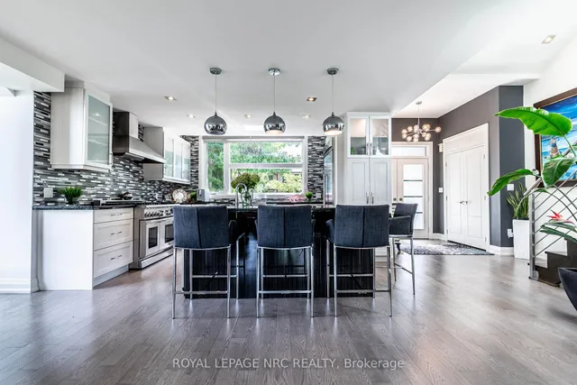 Additional image 7 of 121 Teal Ave