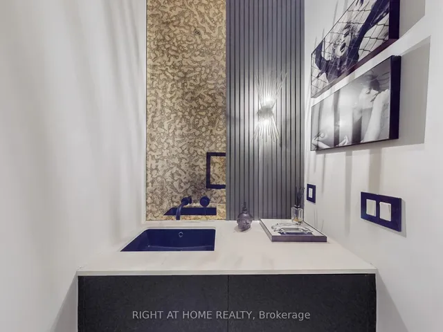 Additional image 7 of 737 Woburn Ave