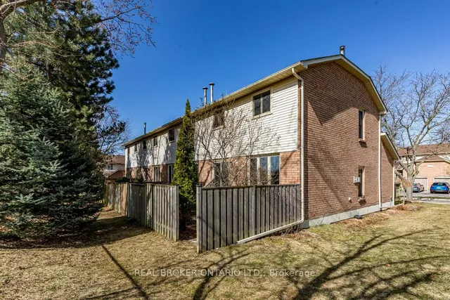 Additional image 34 of 79 Braeheid Ave Unit 1