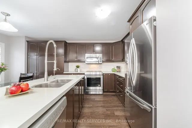 Additional image 10 of 4 Klemscott Rd