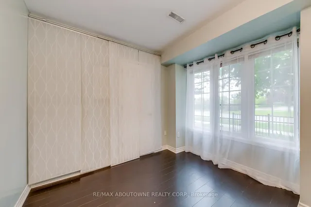 Additional image 45 of 5090 Fairview St Unit 58