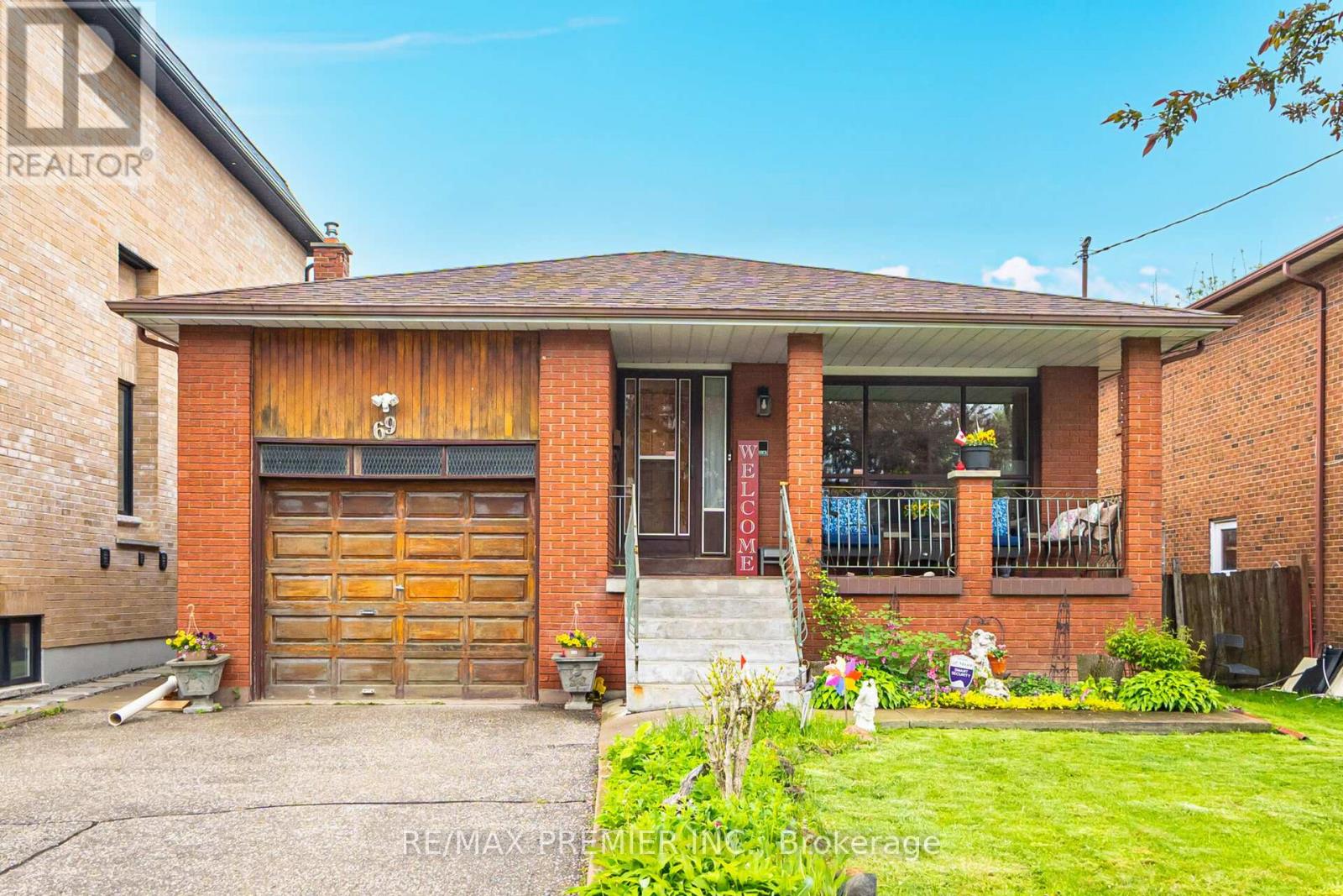 69 ABITIBI AVENUE|Toronto (Newtonbrook East), Ontario M2M2V3