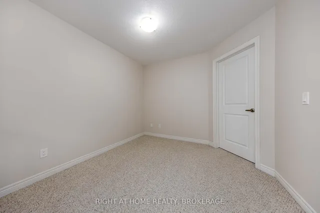 Additional image 21 of 71 Southshore Cres