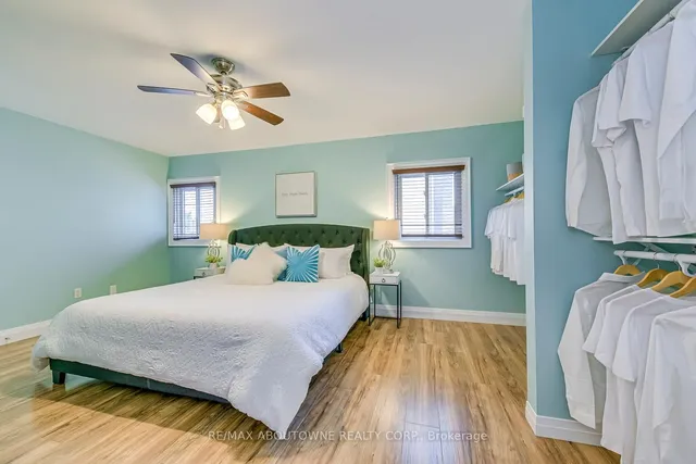 Additional image 34 of 2362 Sinclair Circ