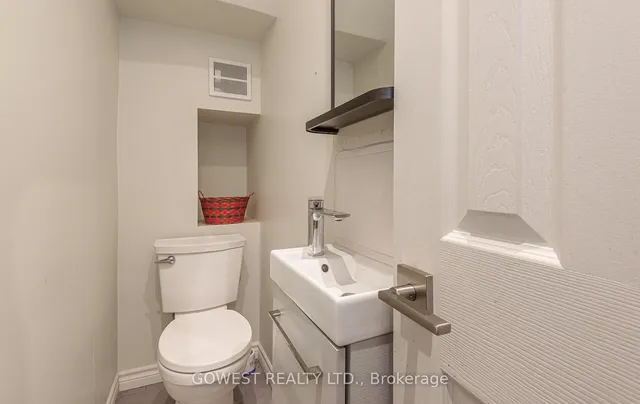 Additional image 15 of 39 Boustead Ave