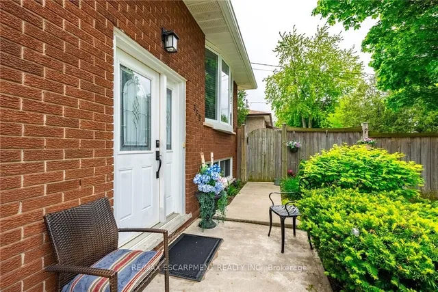 Additional image 5 of 389 HAWKRIDGE Ave