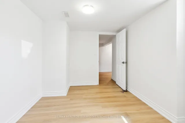 Additional image 19 of 44 Broadlands Blvd