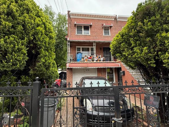 876 E 223rd St, Bronx, NY 10466