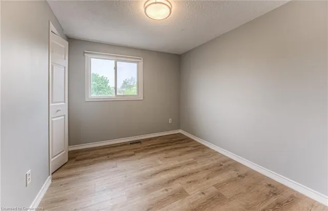 Additional image 25 of 16 Windale Cres