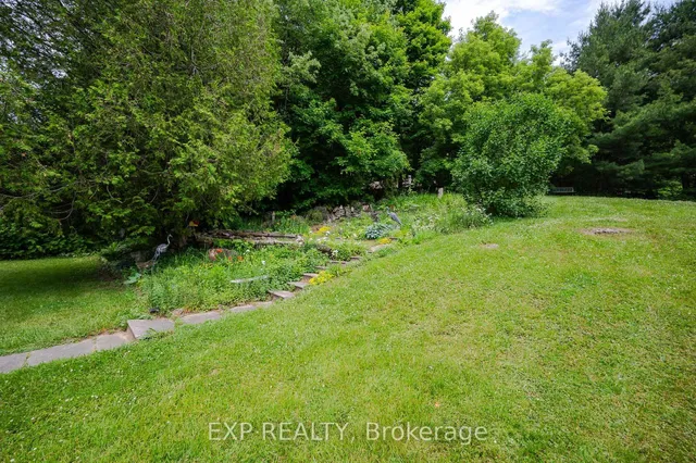 Additional image 28 of 7633 Appleby Line