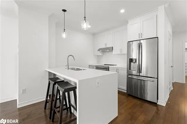 Additional image 11 of 81 Robinson Street St Unit 1106