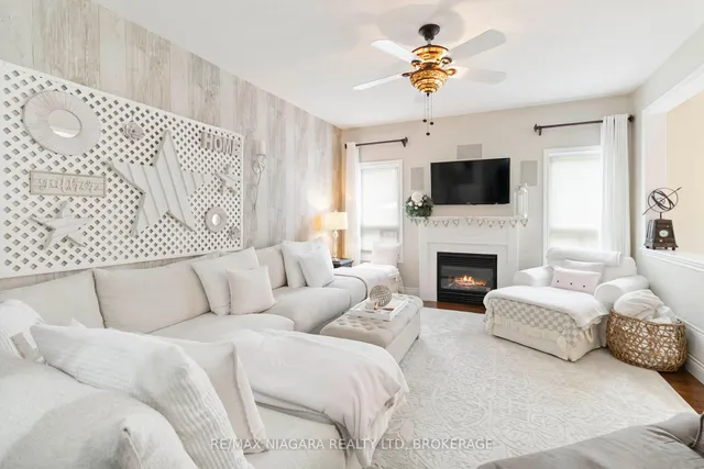 Additional image 16 of 2468 Whitehorn Dr