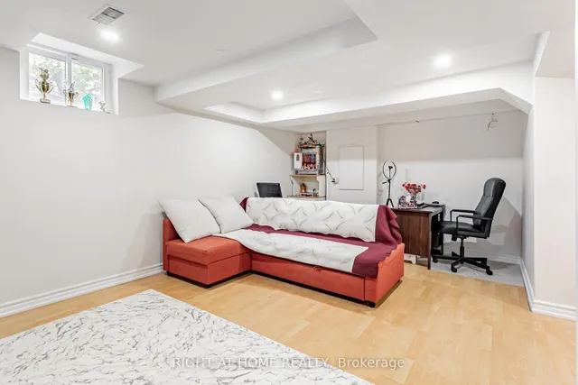 Additional image 10 of 5223 Fairford Cres Unit 67