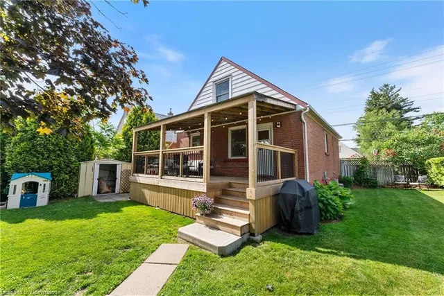 Additional image 28 of 623 Queensdale Ave