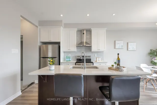 Additional image 18 of 130 Forestwalk St