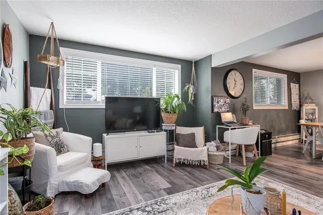 Additional image 50 of 82 Carnaby Cres