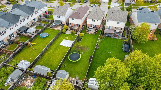 Additional image 26 of 453 Beaumont Cres