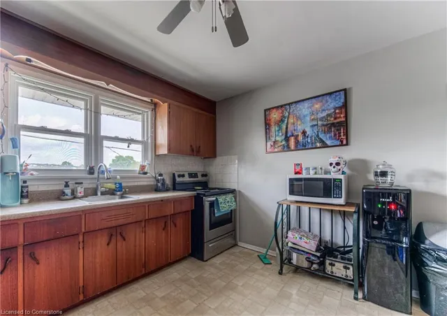 Additional image 30 of 218 Margaret Ave