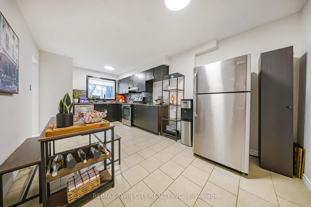 Additional image 3 of 391 Pioneer Dr Unit 3