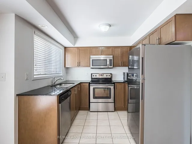 Additional image 13 of 2504 Post Rd Unit 20