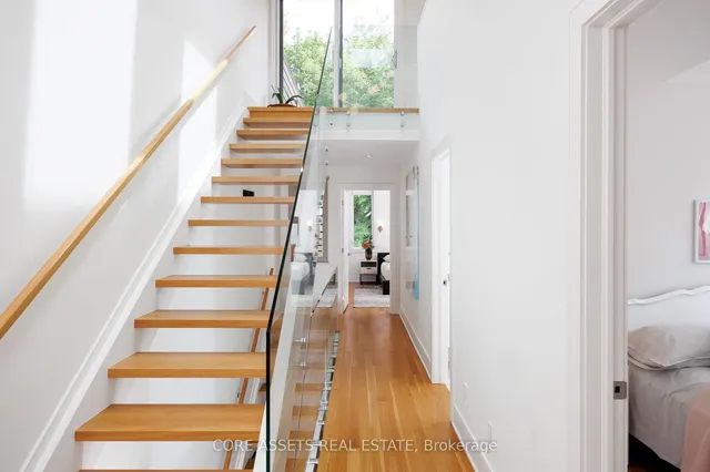 Additional image 31 of 15 Beresford Ave