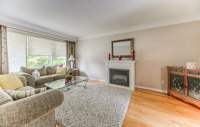 Additional image 9 of 11 Coach Hill Dr