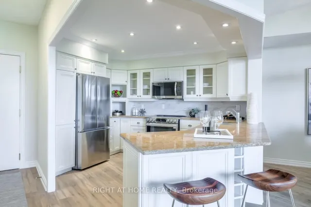 Additional image 16 of 3181 Bayview Ave Unit PH17