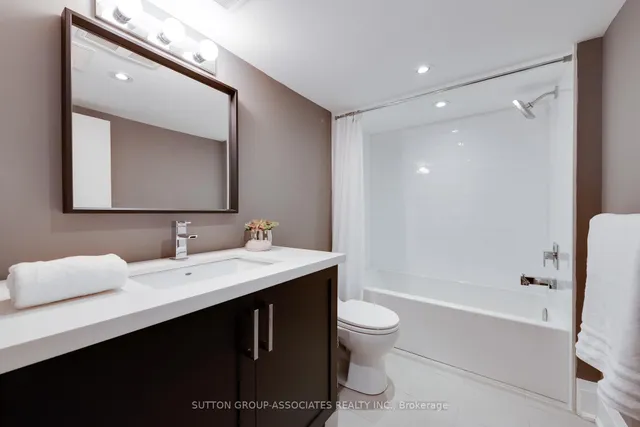 Additional image 31 of 209 Atlas Ave