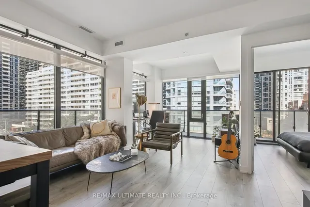 Additional image 8 of 161 Roehampton Ave Unit 601